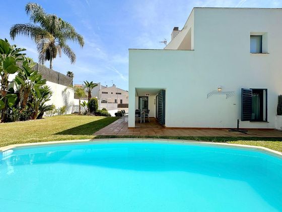 Foto 2 de Chalet en venta en Mas Mel - Bellamar de 4 habitaciones con terraza y piscina