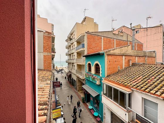 Foto 1 de Piso en venta en calle Mallorca de 3 habitaciones con terraza y balcón