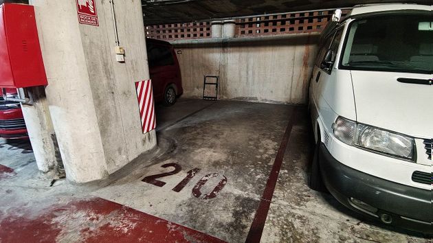 Foto 2 de Garatge en lloguer a calle Joan Oliver de 14 m²