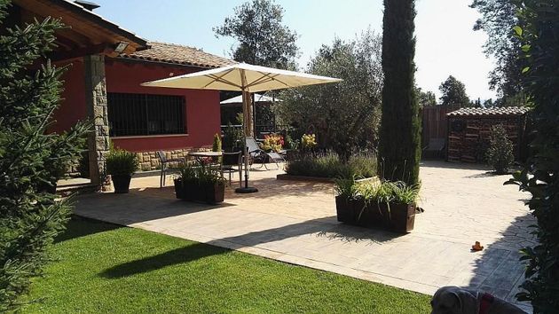 Foto 2 de Casa en venda a Sant Quirze Safaja de 4 habitacions amb garatge i jardí