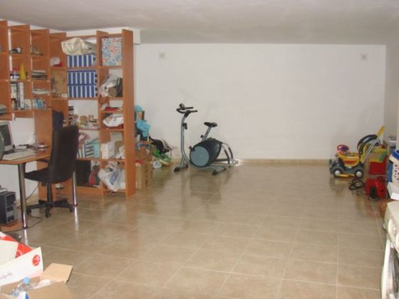 Foto 2 de Venta de casa adosada en Sant Feliu de Codines de 3 habitaciones con garaje y calefacción