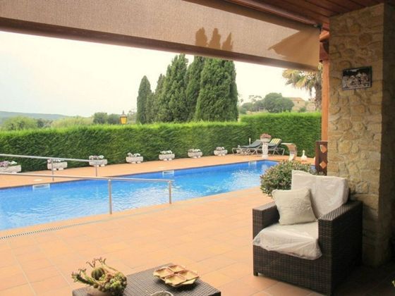 Foto 2 de Xalet en venda a Pals de 5 habitacions amb terrassa i piscina