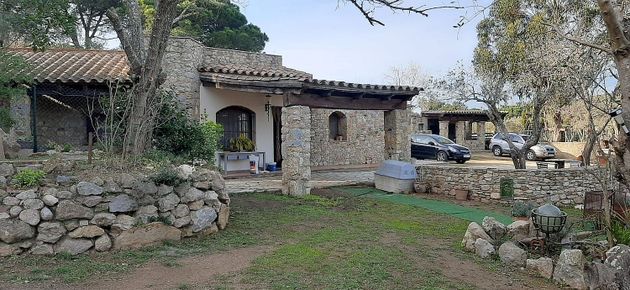 Foto 1 de Venta de chalet en Llafranc - Tamariu de 4 habitaciones con terraza y piscina