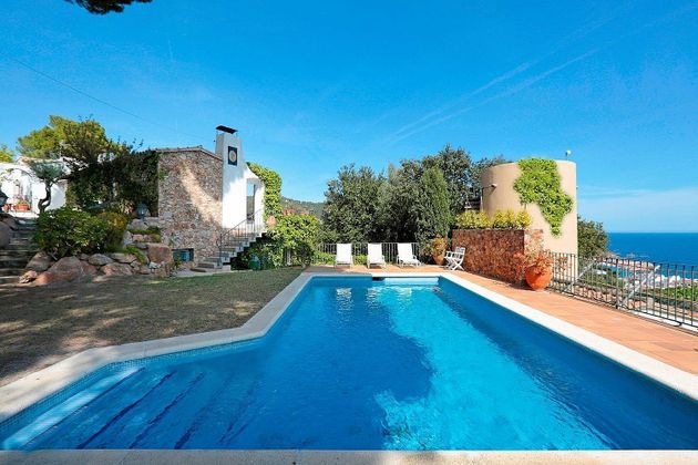 Foto 1 de Venta de chalet en Llafranc - Tamariu de 6 habitaciones con terraza y piscina
