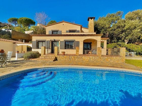 Foto 2 de Xalet en venda a Cabanyes-Mas Ambrós-Mas Pallí de 4 habitacions amb piscina i garatge
