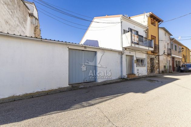 Foto 1 de Casa en venda a Yebra de 2 habitacions amb garatge i balcó