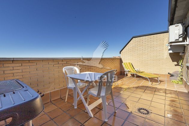 Foto 2 de Dúplex en venda a Chorrillo de 3 habitacions amb terrassa i garatge