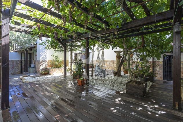 Foto 2 de Venta de casa en Loranca de Tajuña de 3 habitaciones con garaje y jardín