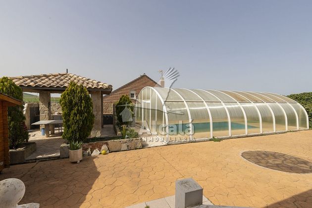 Foto 1 de Casa en venda a Torrejón del Rey de 3 habitacions amb terrassa i piscina