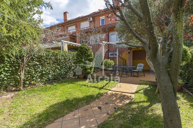 Foto 1 de Casa en venda a El Pilar - Bripac de 3 habitacions amb terrassa i piscina