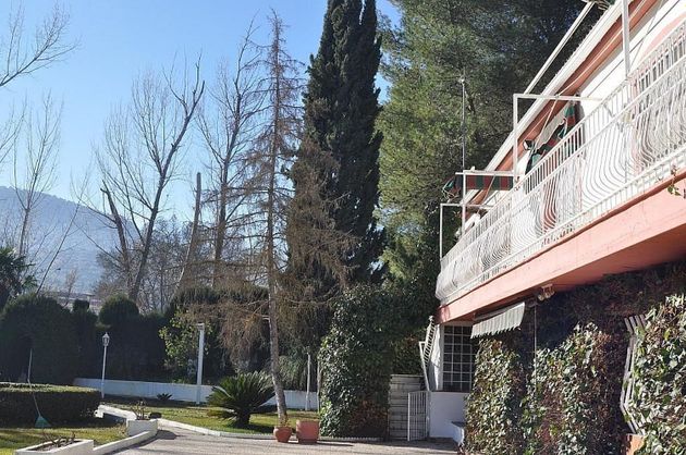 Foto 1 de Xalet en venda a Villares (Los) de 6 habitacions amb piscina i garatge