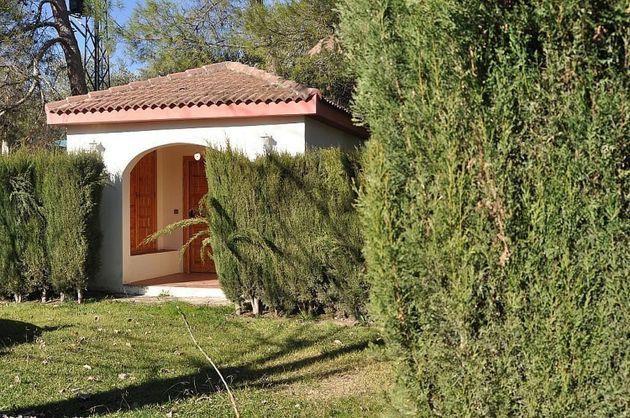 Foto 2 de Xalet en venda a Villares (Los) de 6 habitacions amb piscina i garatge