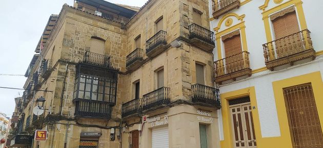 Foto 1 de Pis en venda a plaza Mayor de 3 habitacions amb terrassa i balcó