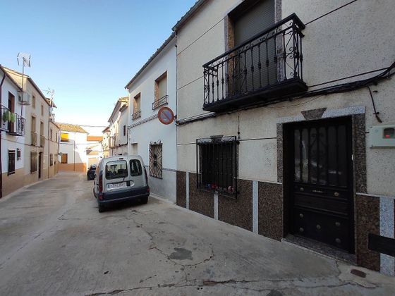 Foto 1 de Casa adossada en venda a Santisteban del Puerto de 3 habitacions i 255 m²