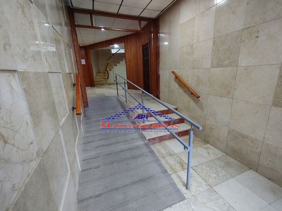 Foto 2 de Pis en venda a calle Torreanaz de 3 habitacions amb terrassa i balcó