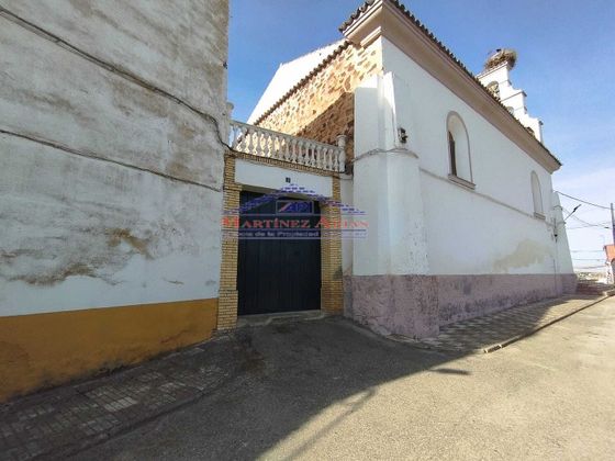 Foto 1 de Edifici en venda a plaza Constitución amb piscina