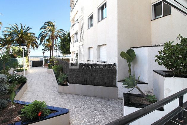 Foto 2 de Pis en venda a Barri del Mar - Ribes Roges de 5 habitacions amb terrassa i piscina