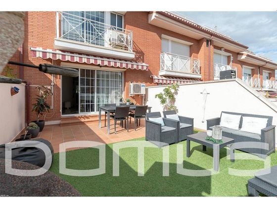Foto 1 de Casa en venda a Marianao de 4 habitacions amb terrassa i garatge