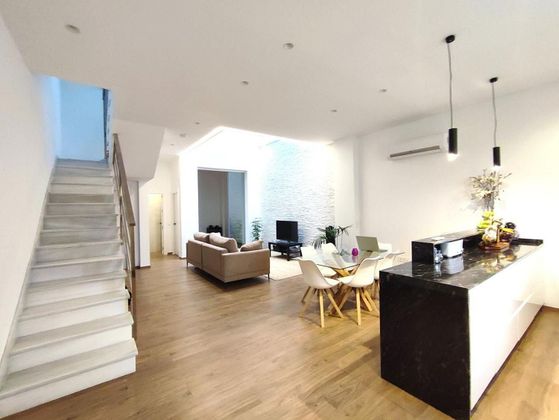 Foto 1 de Casa en venta en calle Madrid de 3 habitaciones con terraza y aire acondicionado