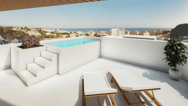 Foto 1 de Venta de piso en Montemar de 2 habitaciones con terraza y piscina