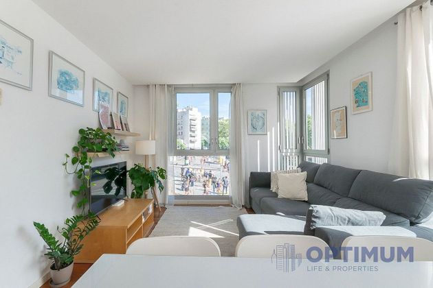 Foto 1 de Pis en lloguer a La Barceloneta de 2 habitacions amb mobles i aire acondicionat