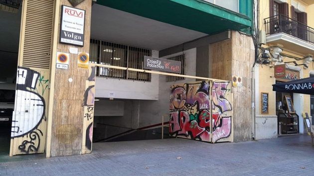 Foto 2 de Venta de garaje en calle De Joan D'àustria de 15 m²
