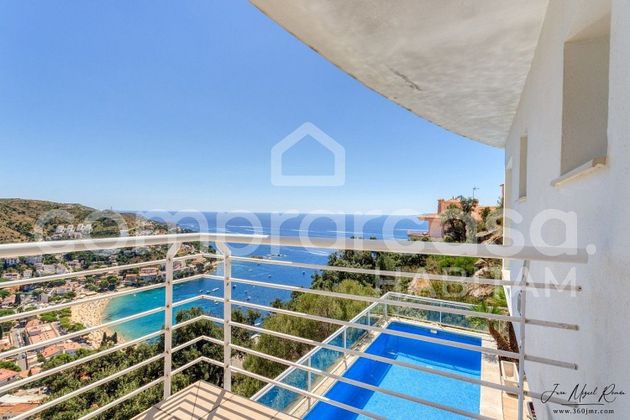 Foto 1 de Venta de casa en Port Esportiu - Puig Rom - Canyelles de 3 habitaciones con terraza y piscina