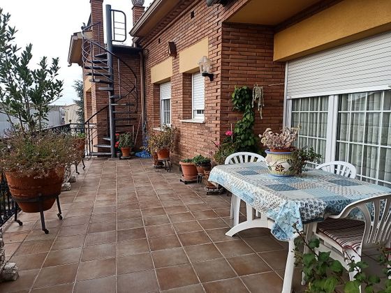 Foto 2 de Xalet en venda a Centre - Col.legis Nous - Riera Seca de 5 habitacions amb terrassa i jardí