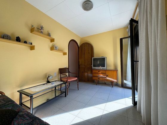 Foto 2 de Casa adossada en venda a Castellfollit de la Roca de 4 habitacions amb garatge i balcó