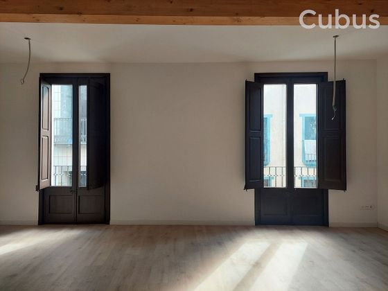 Foto 2 de Pis en venda a Olot de 3 habitacions amb balcó i aire acondicionat