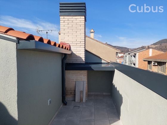 Foto 2 de Dúplex en venta en Olot de 3 habitaciones con terraza y garaje