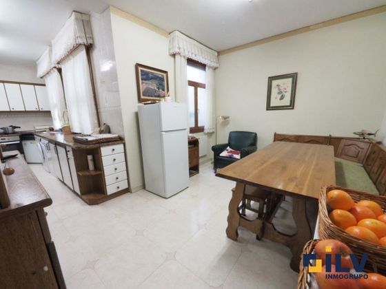 Foto 1 de Piso en venta en Portugalete de 5 habitaciones con garaje y balcón