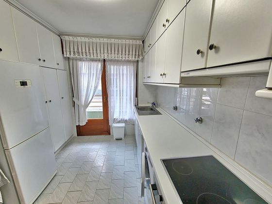Foto 2 de Pis en venda a Santurtzi de 4 habitacions amb terrassa i calefacció