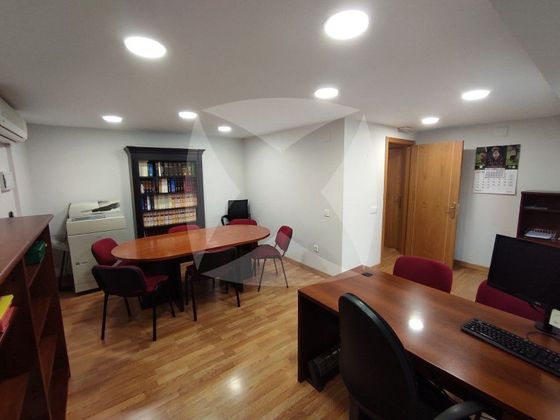 Foto 2 de Oficina en venda a Casco Antiguo - Centro de 46 m²