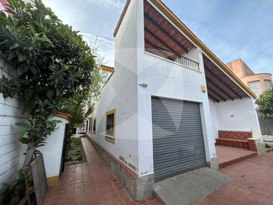 Foto 1 de Casa en venda a Avda. Elvas de 5 habitacions amb terrassa i garatge