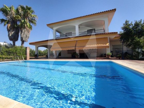 Foto 2 de Casa en venda a Golf Guadiana de 6 habitacions amb terrassa i piscina