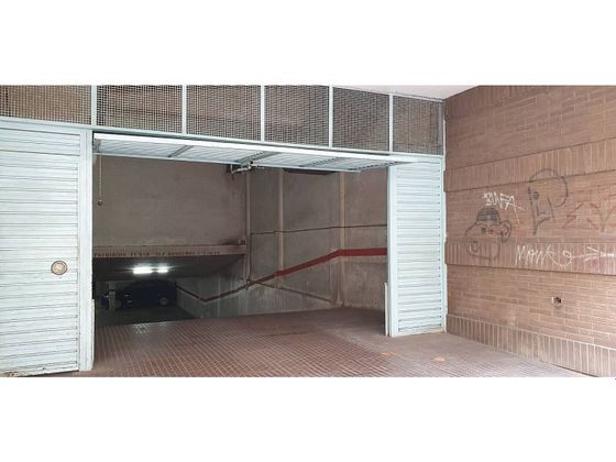 Foto 1 de Garatge en lloguer a Centre - Badalona de 11 m²