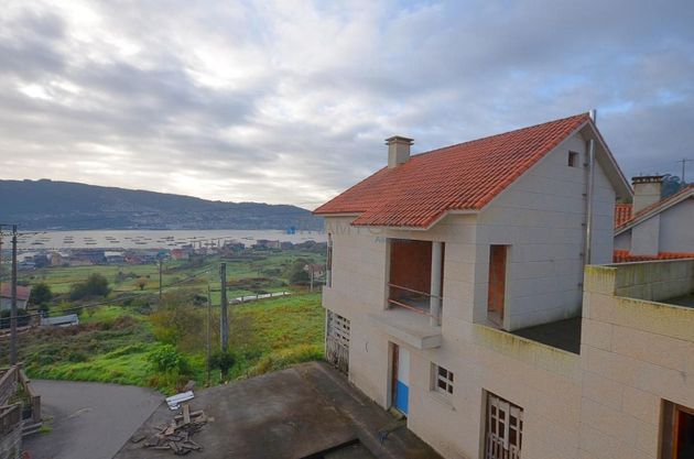 Foto 1 de Venta de casa en Moaña de 3 habitaciones con terraza y garaje