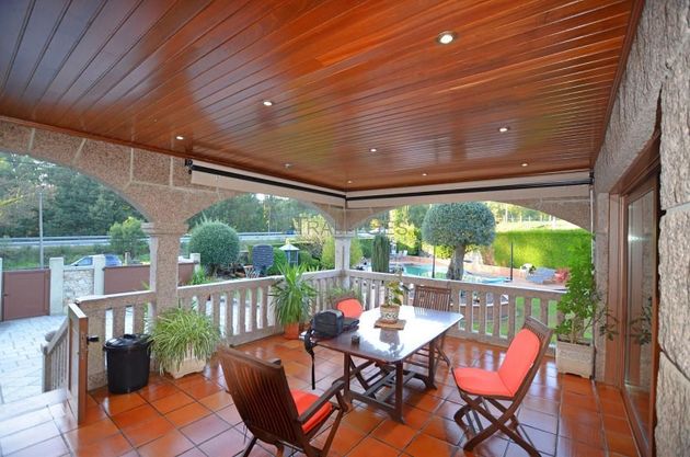 Foto 1 de Chalet en venta en Ponteareas de 5 habitaciones con terraza y piscina