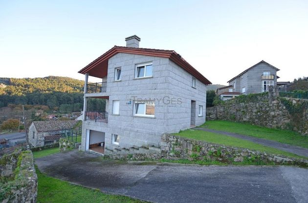 Foto 2 de Xalet en venda a Baiona de 5 habitacions amb terrassa i garatge