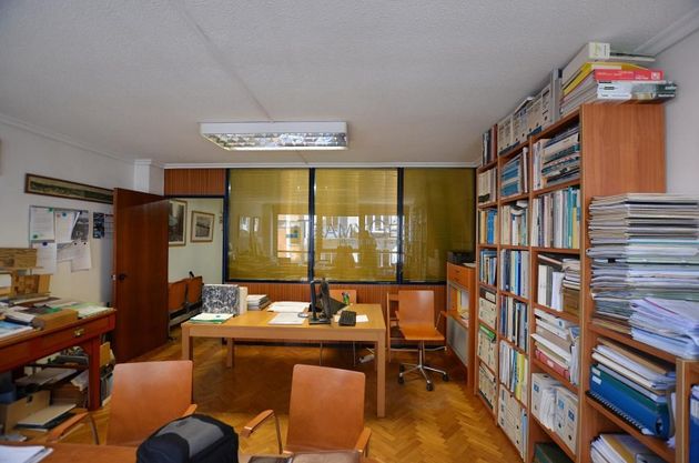 Foto 2 de Oficina en venda a Areal – Zona Centro amb garatge i calefacció