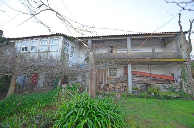 Foto 2 de Casa en venda a Rosal (O) de 3 habitacions amb terrassa i jardí