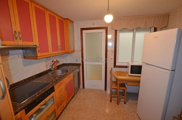 Foto 2 de Pis en venda a Tomiño de 3 habitacions amb terrassa i garatge