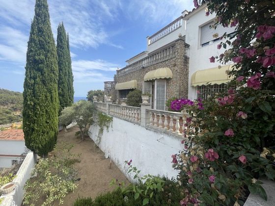 Foto 1 de Casa en venda a Canyelles - Montgoda de 4 habitacions amb terrassa i piscina