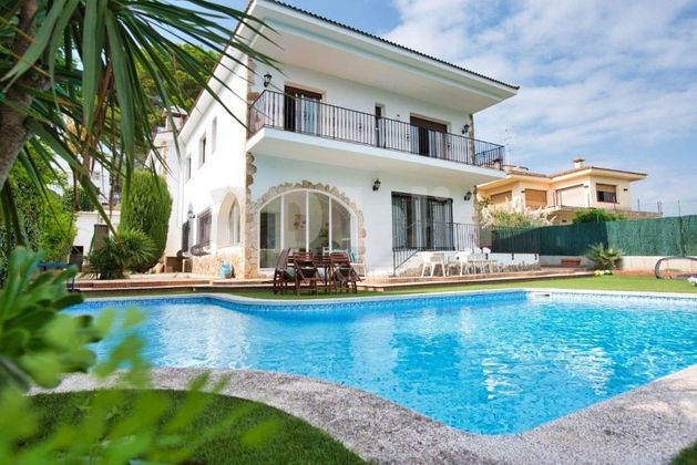 Foto 1 de Casa en venta en Sta. Clotilde - Fenals de 4 habitaciones con terraza y piscina