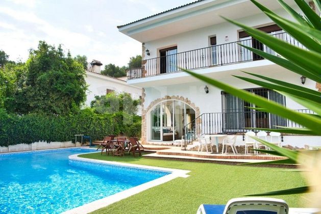 Foto 2 de Casa en venta en Sta. Clotilde - Fenals de 4 habitaciones con terraza y piscina