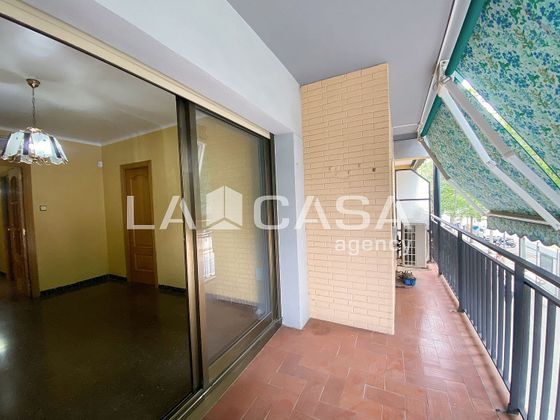 Foto 2 de Piso en venta en La Prosperitat de 3 habitaciones con balcón y aire acondicionado