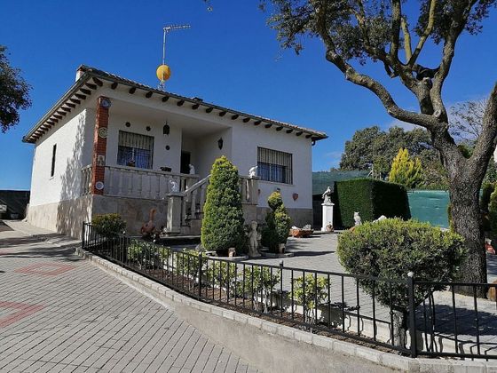 Foto 1 de Casa en venda a calle Pico Zapatero de 2 habitacions amb terrassa i piscina