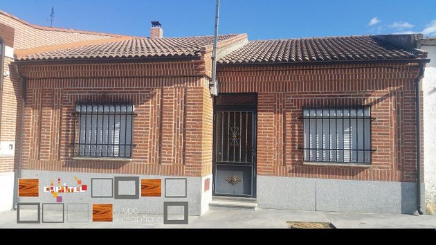 Foto 1 de Venta de casa en calle De la Parra de 3 habitaciones con jardín y calefacción