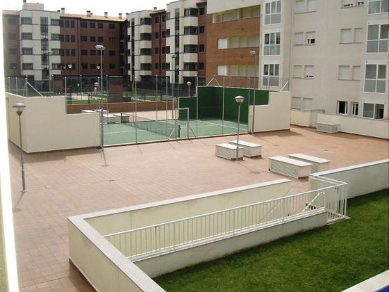 Foto 2 de Venta de piso en avenida De Los Derechos Humanos de 2 habitaciones con terraza y piscina